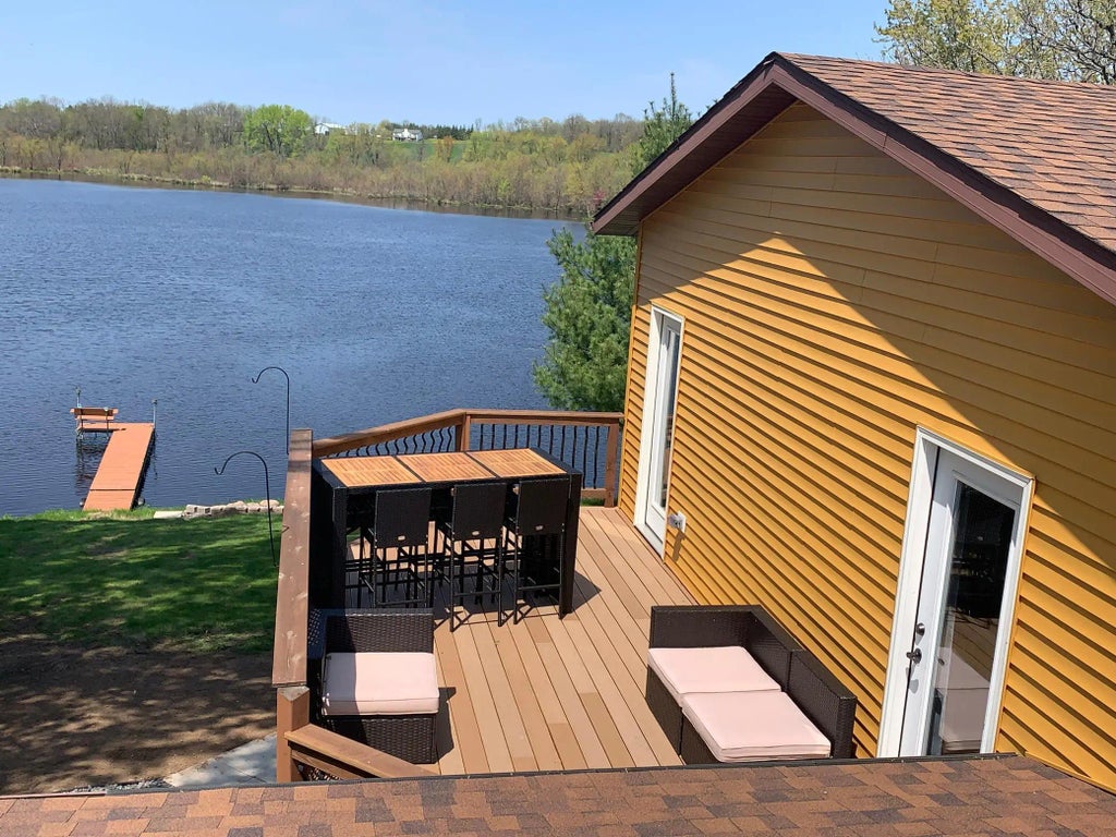 20096 Ann River Drive, Arthur Twp