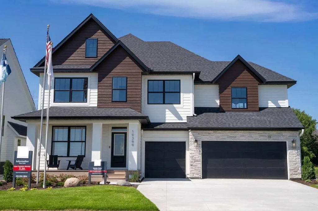 10399 Shadyview Place N, Maple Grove