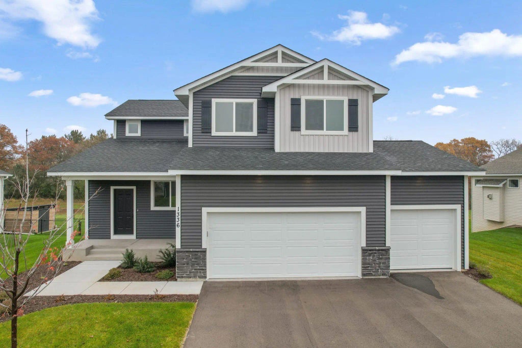 1336 Orchid Way, New Richmond