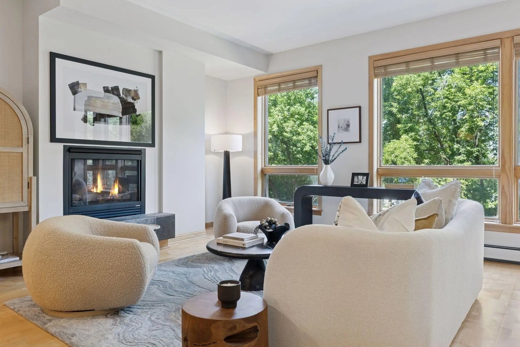 4201 Sunset Drive N213, Spring Park