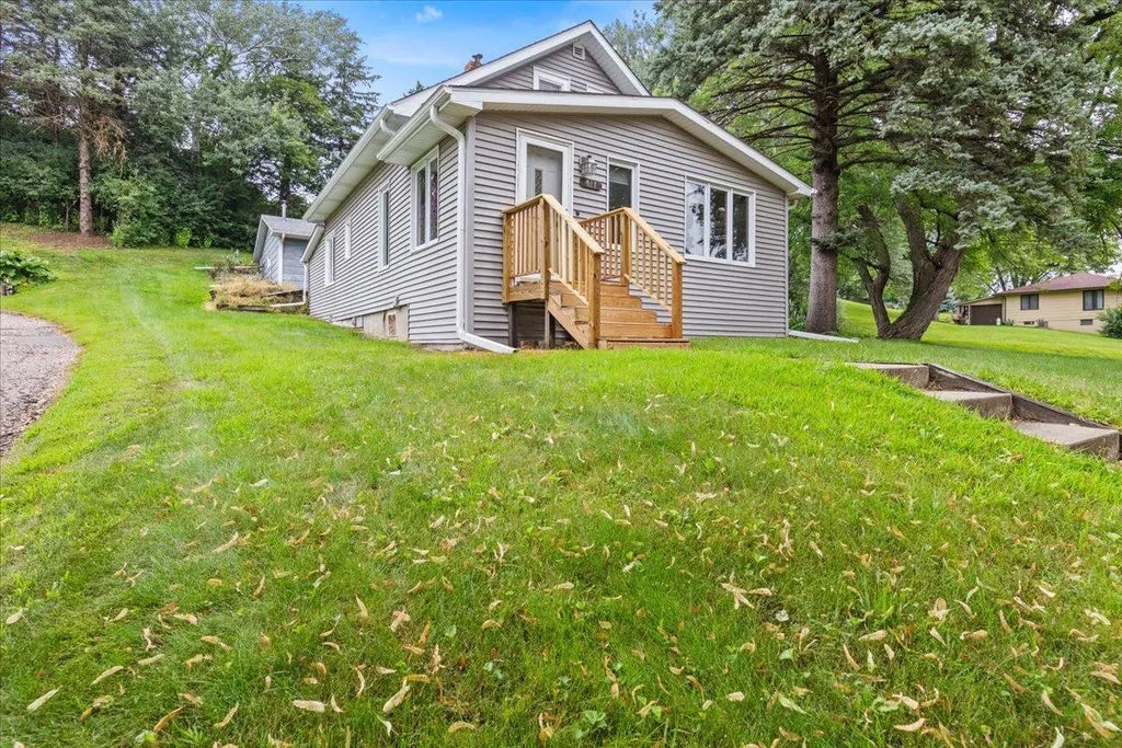 417 Lewis Avenue N, Watertown