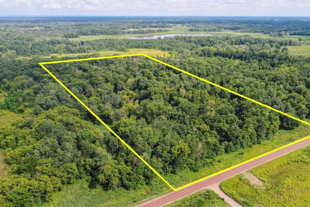 Xxx Virgo Street Ne, North Branch