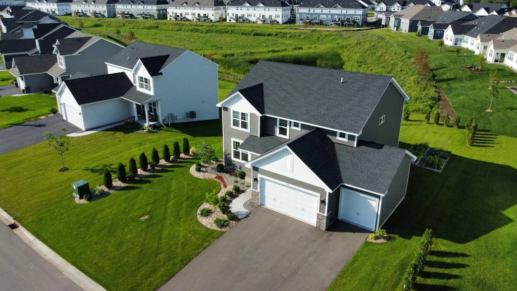 22842 Wood Lane, Rogers