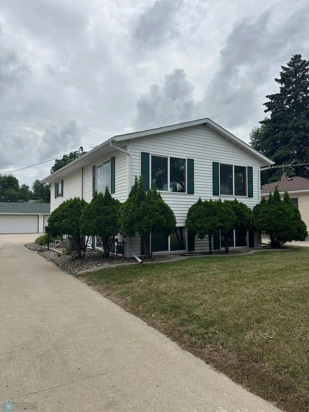 2126 5th Avenue S, Fargo