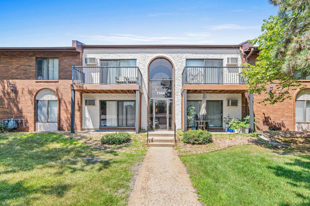 7340 York Avenue S #210, Edina
