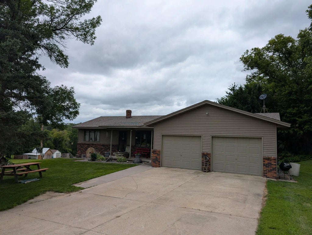 30536 Lexington Road, Le Sueur