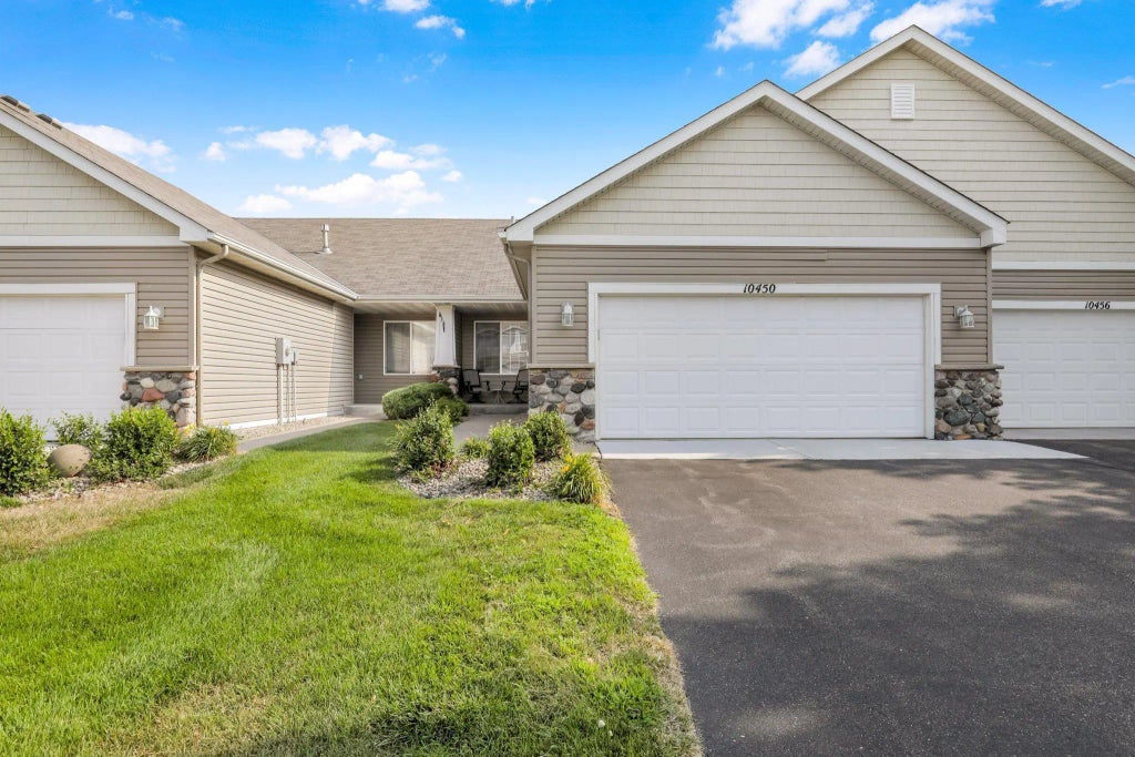 10450 64th Way Ne, Albertville