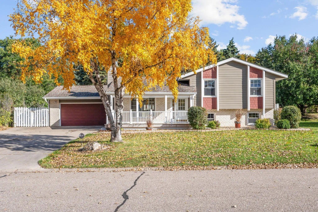 11100 52nd Avenue N, Plymouth