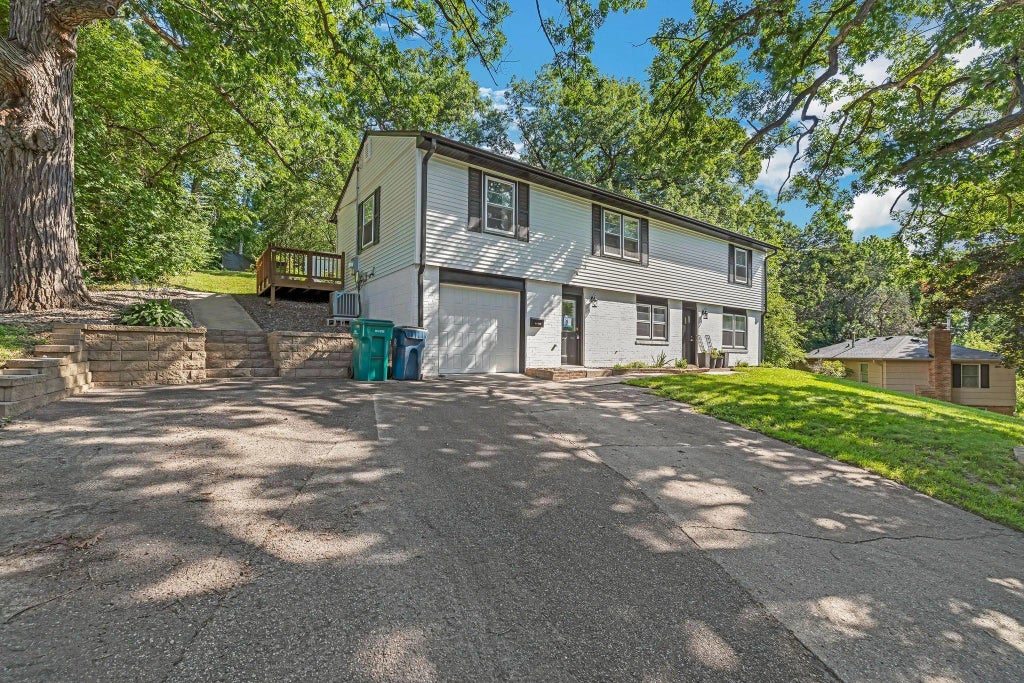 11908 James Road, Minnetonka