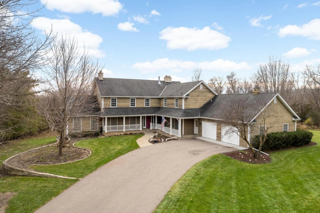 2350 Longview Circle, Orono