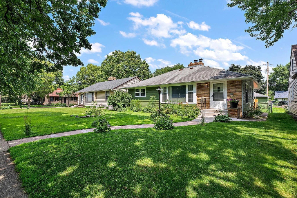 6005 13th Avenue S, Minneapolis