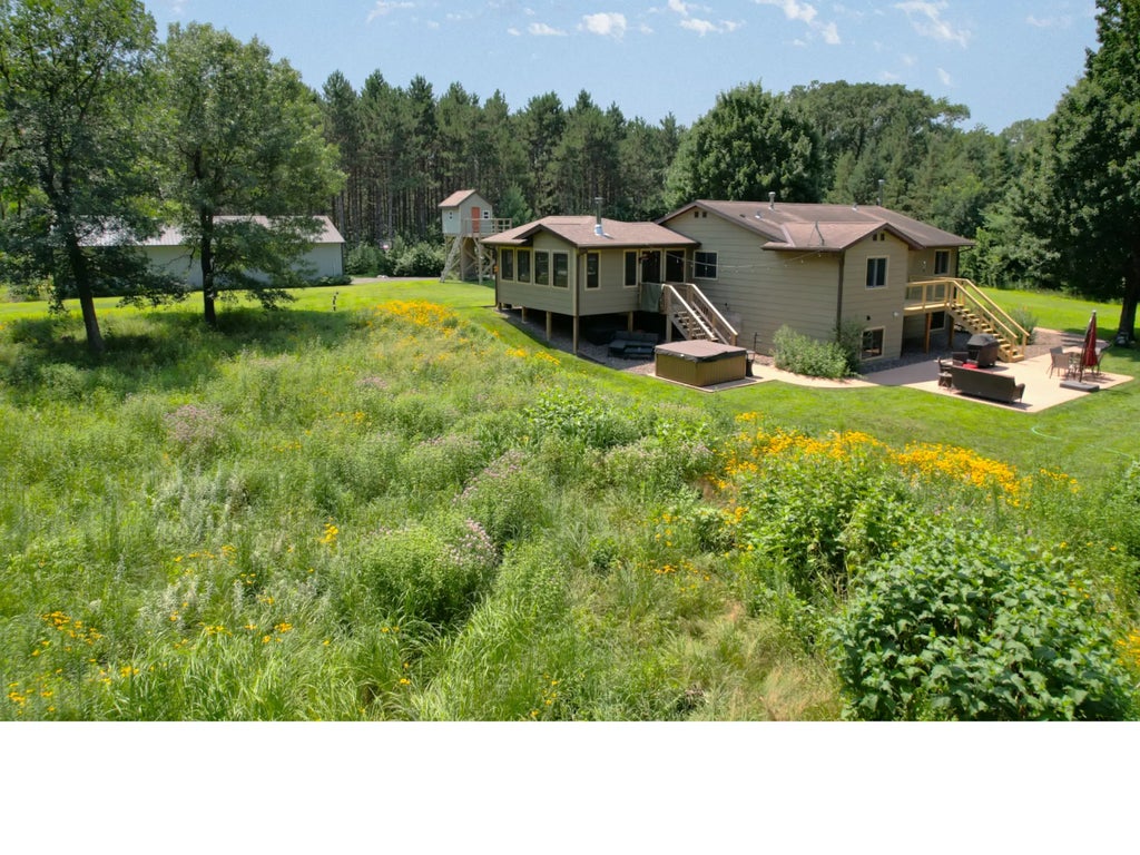 4748 Athens Trail, Lent Twp