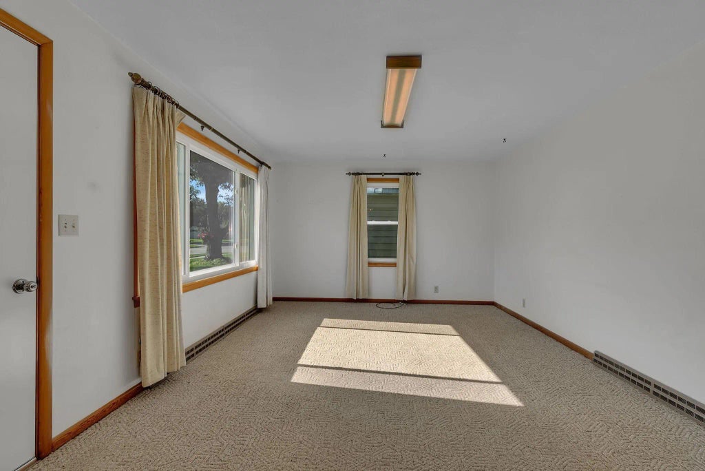 515 6th Avenue N, Cold Spring