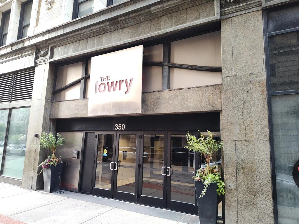 350 Saint Peter Street 407, Saint Paul