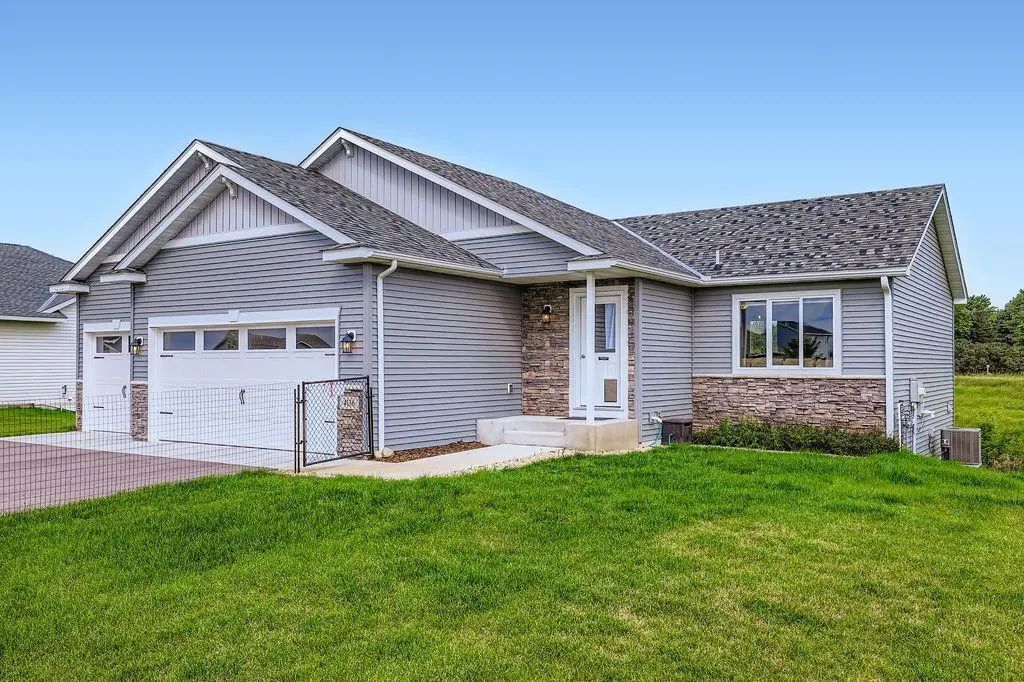 4136 Eaton Circle Ne, Monticello