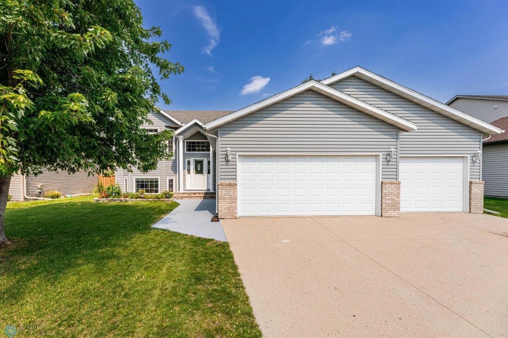 232 15th Avenue W, West Fargo