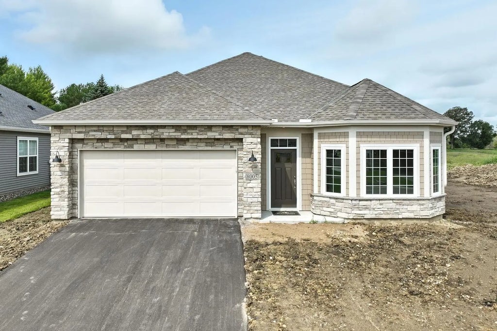 8005 Xyloid Lane, Corcoran