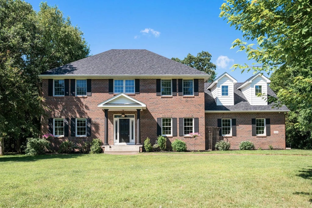 38104 Everton Avenue, North Branch