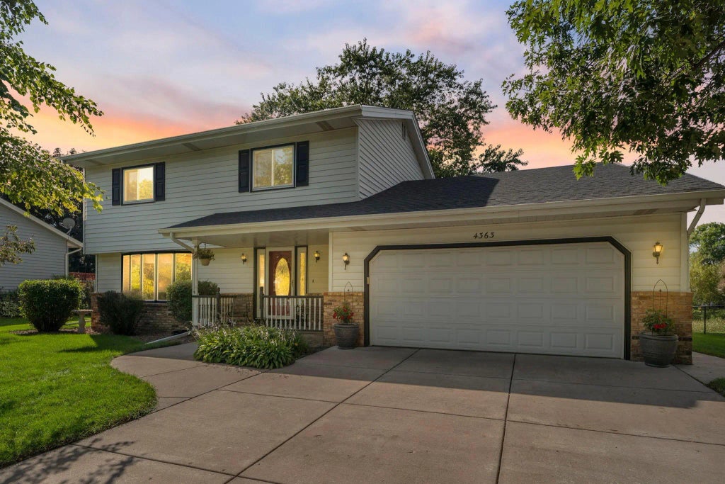 4363 Bramblewood Avenue, Vadnais Heights