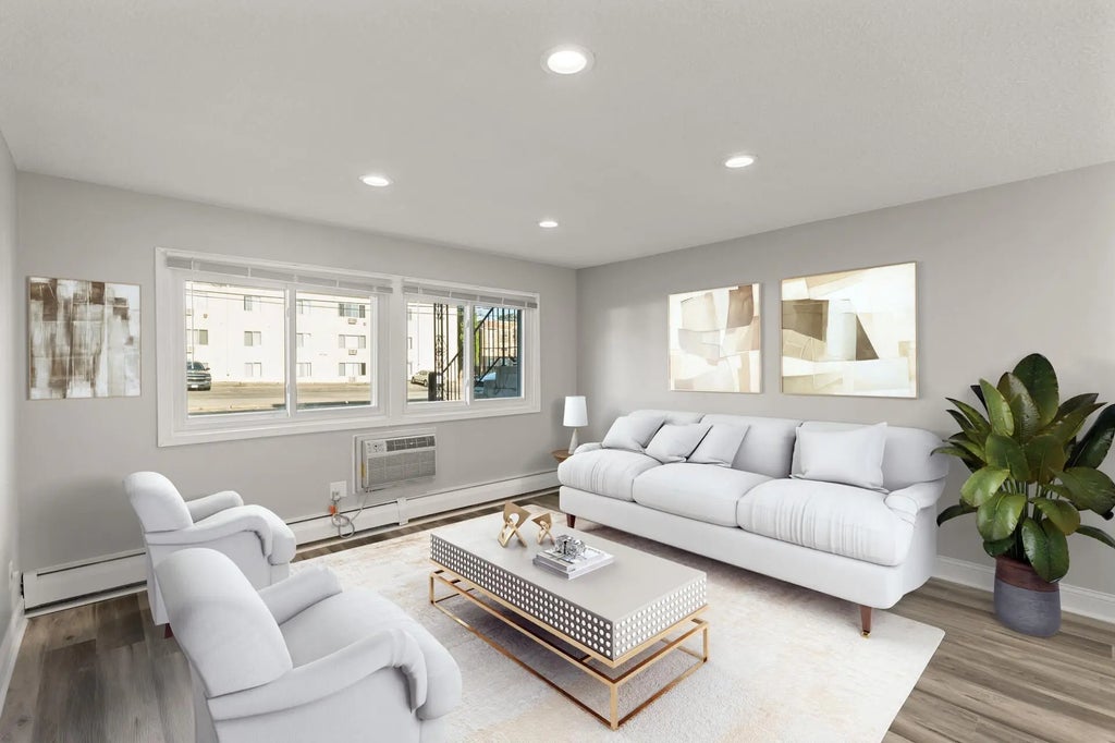 2616 Harriet Avenue 111, Minneapolis