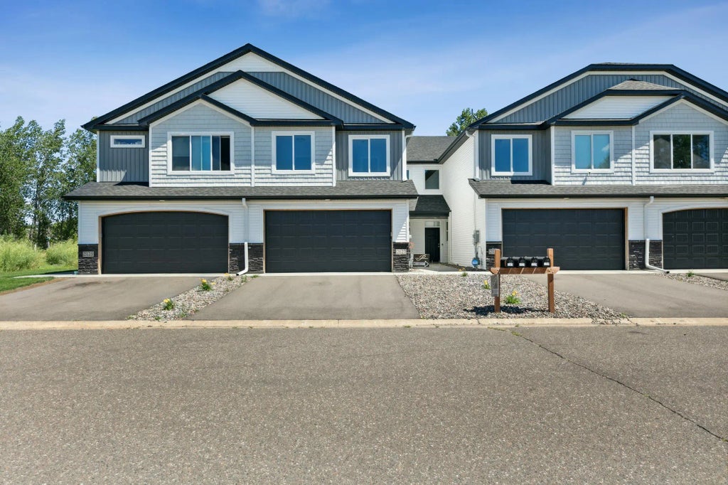 2108 Cleveland Lane S, Cambridge