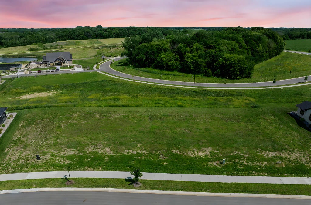 1035 Saba Boulevard, Mankato