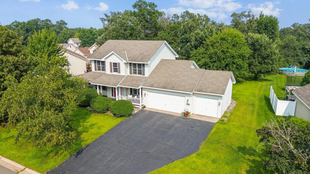 5440 Highland Trail, Big Lake