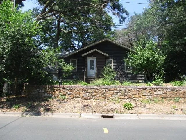 5261 Twin Lake Boulevard E, Brooklyn Center