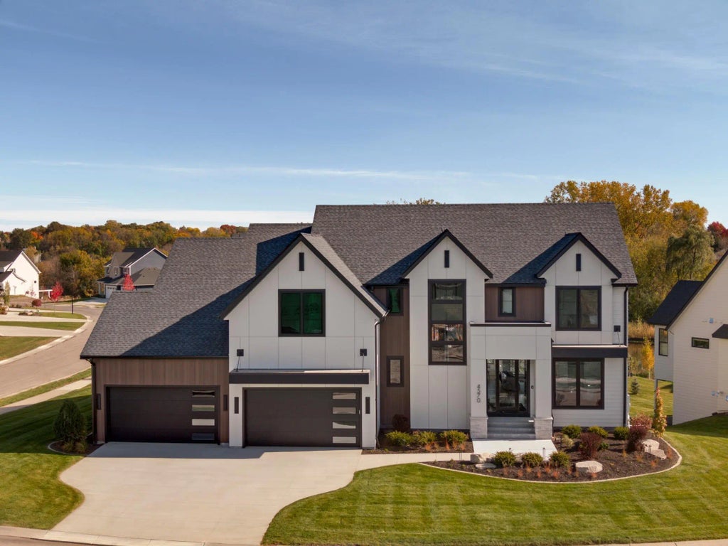 16504 47th Place N, Plymouth