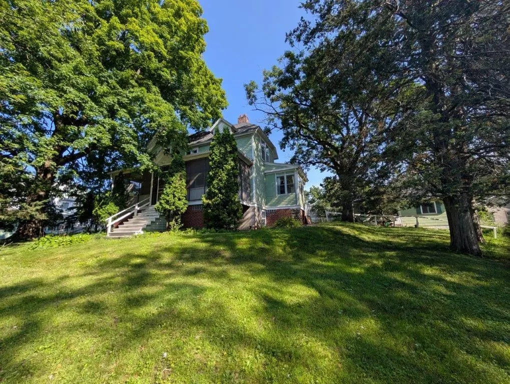 2655 Stillwater Street, White Bear Twp