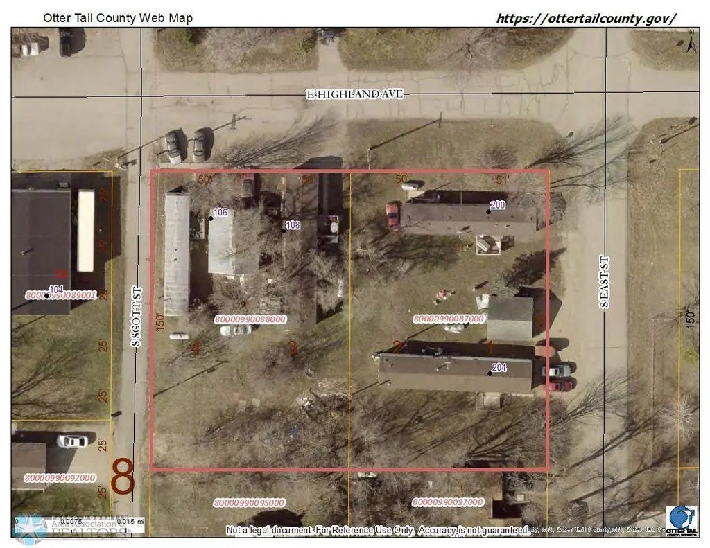 106 E Highland Avenue S, Underwood