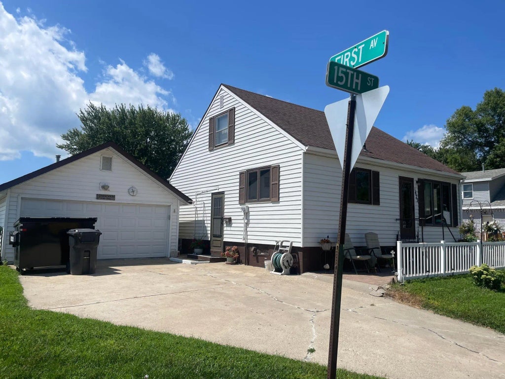 1423 1st Avenue, Worthington