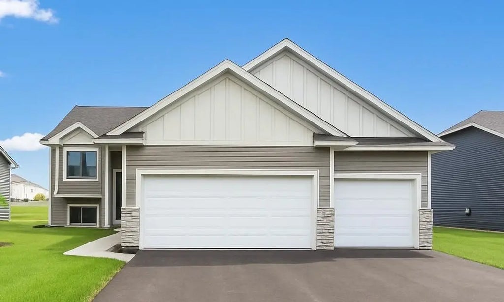 17750 Empire Trail, Lakeville