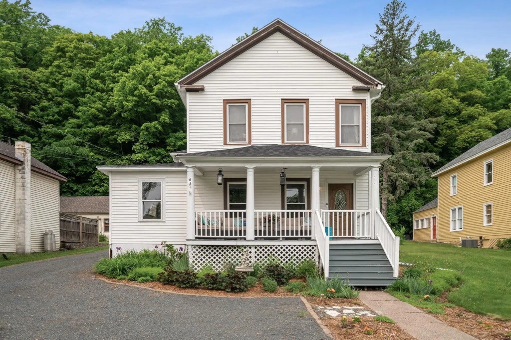631 Bench Street, Taylors Falls
