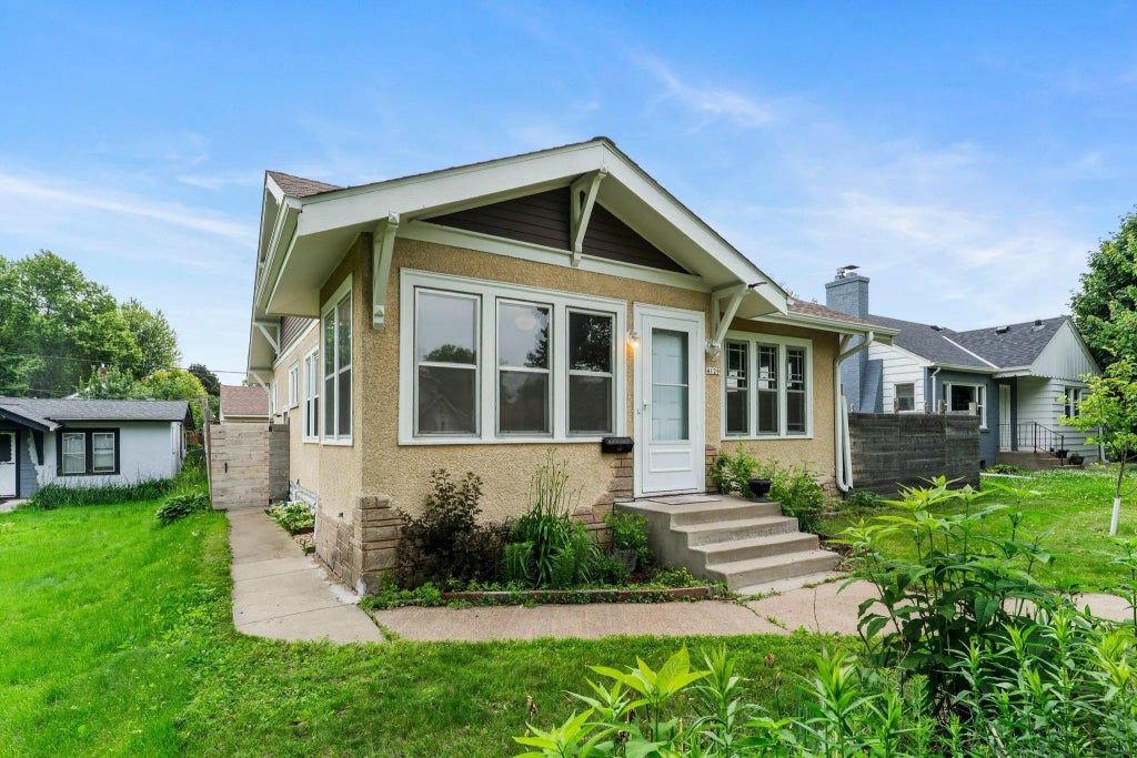 4129 7th Street Ne, Columbia Heights