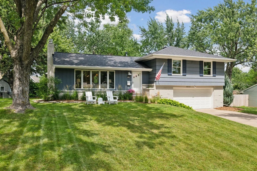 4412 W 70th Street, Edina