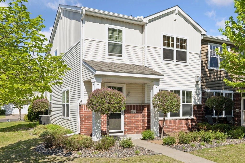 9512 Scott Lane N, Brooklyn Park