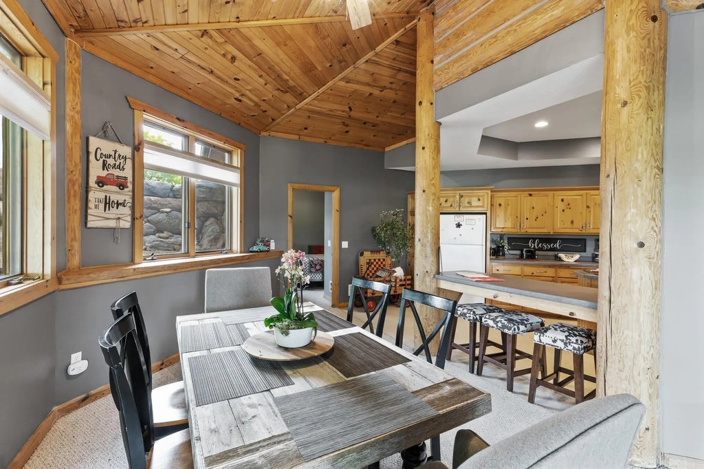 22165 Harlow Avenue, Helena Twp