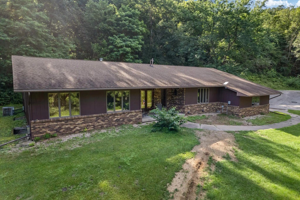 24334 County Road 9, Homer Twp