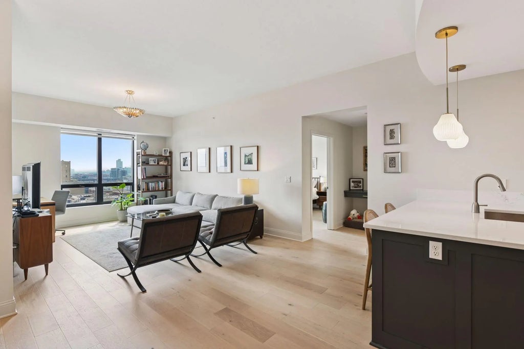 100 3rd Avenue S 1001, Minneapolis