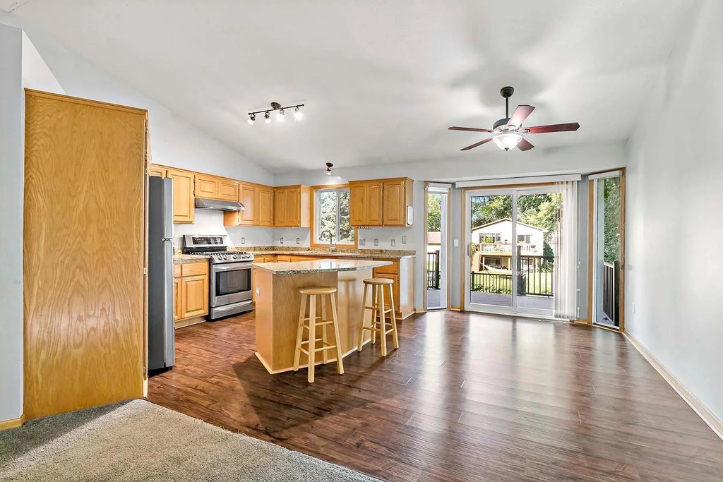 12010 Eagle Street Nw, Coon Rapids