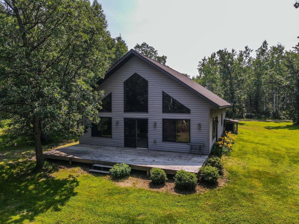 17606 390th Street, Menahga