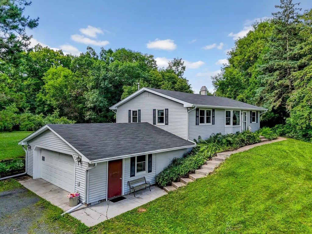 15385 310th Street, Chisago Lake Twp