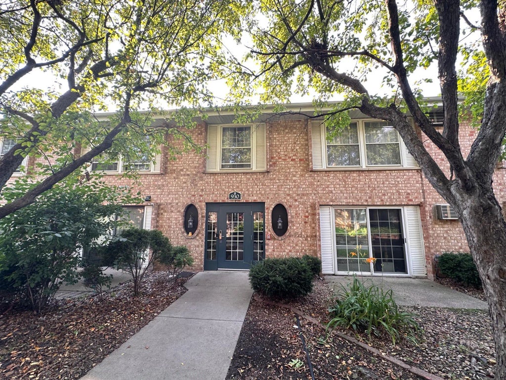 930 Westbrooke Way 5, Hopkins