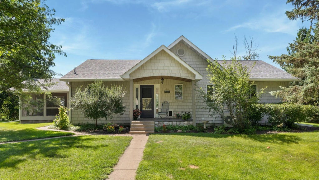 2502 Ranchwood Circle Se, Alexandria