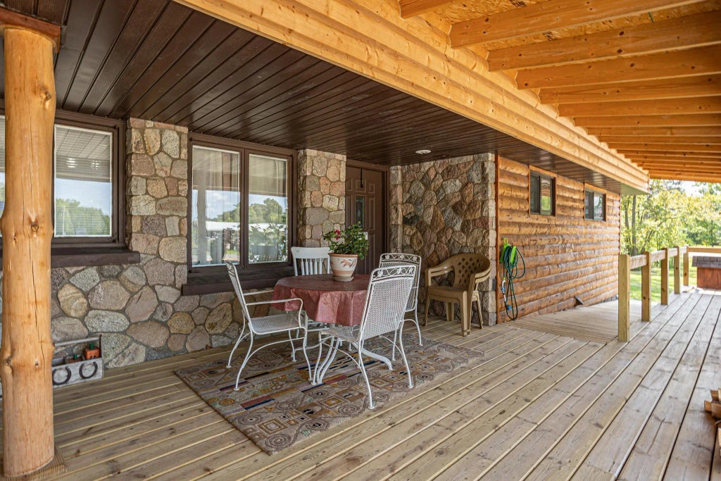 3062 _state Highway 84 Ne, Longville