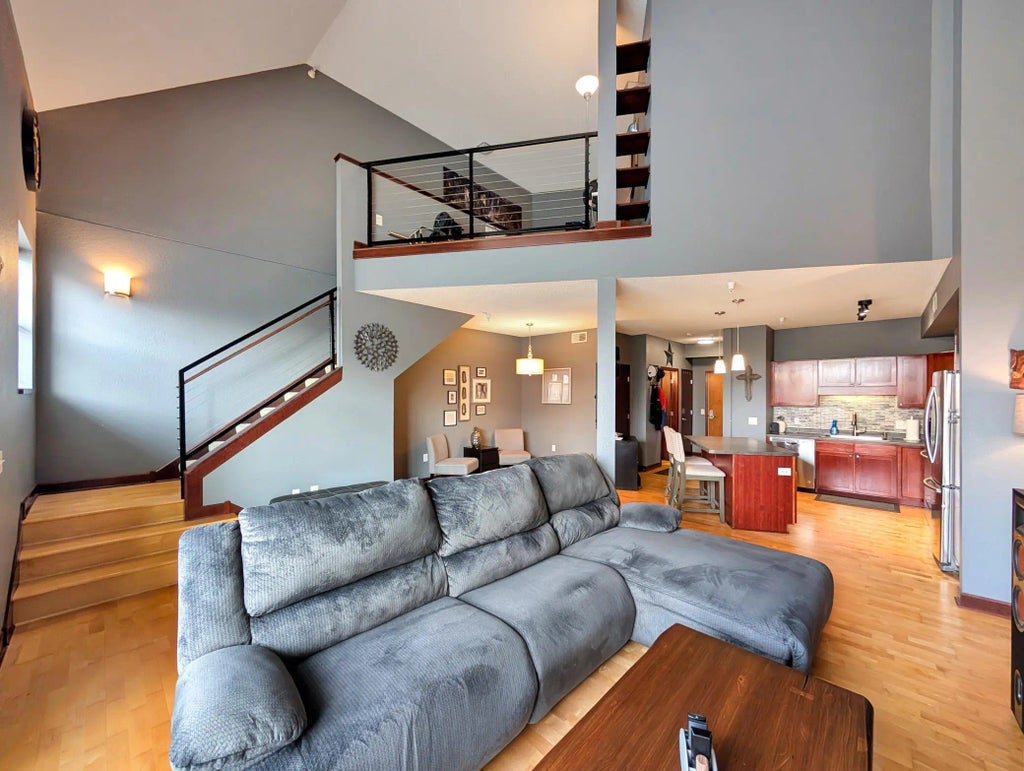 308 E 18th Street 305, Minneapolis