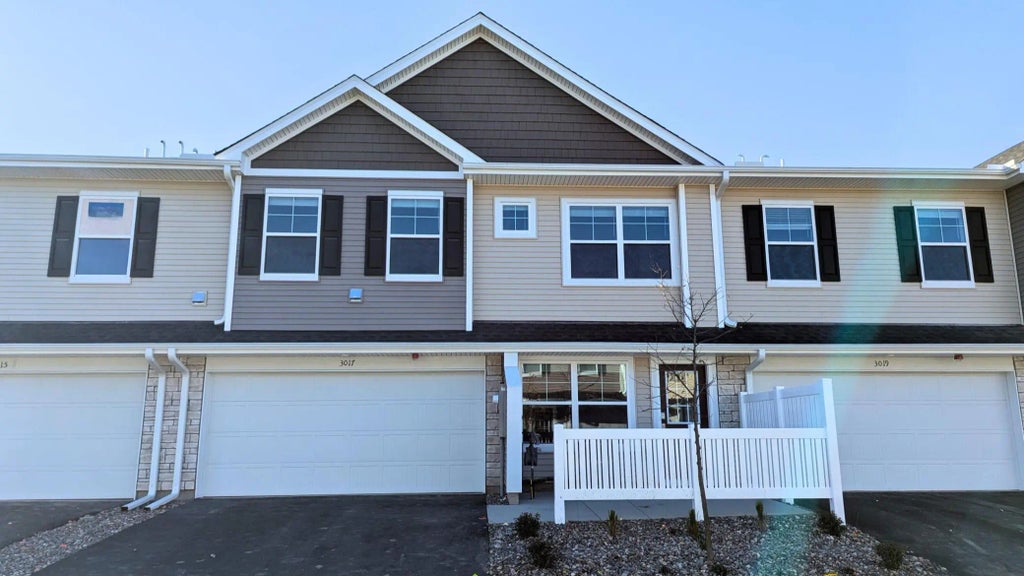 3017 Hemlock Street, Little Canada