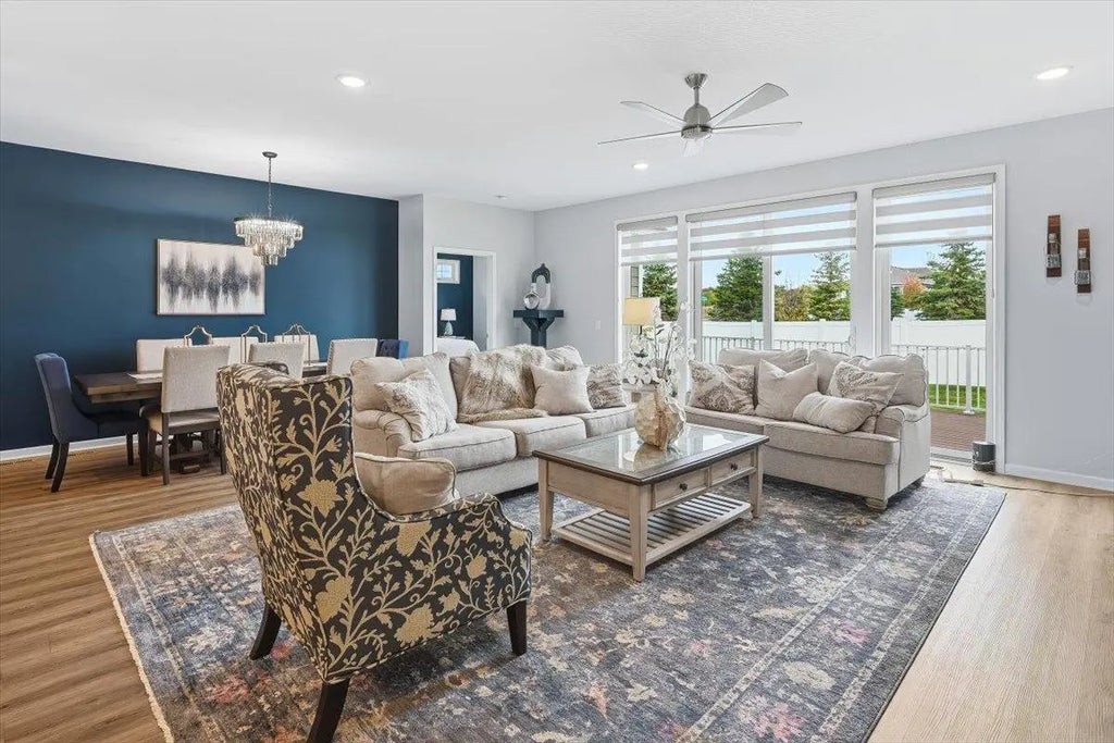 17908 Greenwich Way, Lakeville