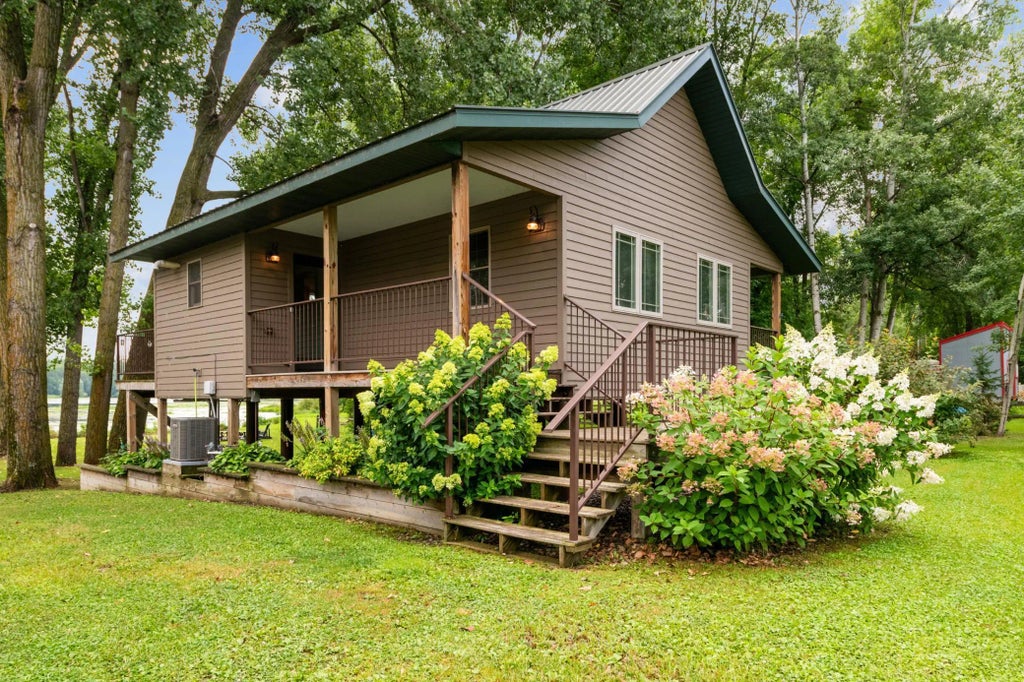 19314 Highwood Shores Road, Pine City